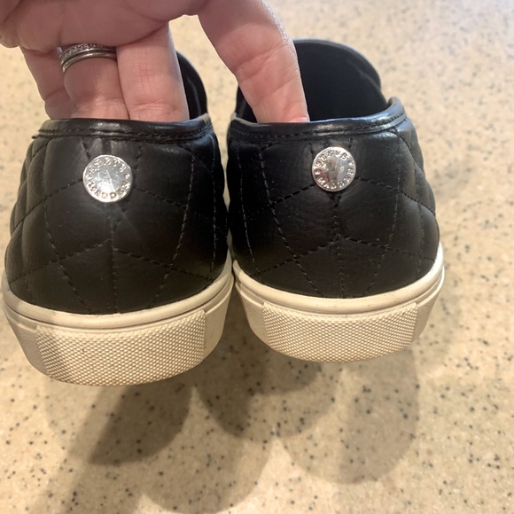 Steven Madden slip on sneakers - Picture 3 of 3